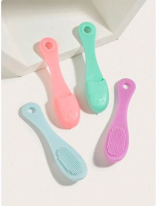 Pore-Cleansing Silicone Finger Brush