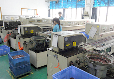 【乐鱼在线】(中国)乐鱼有限公司--南阳面粉机制造专家 生产车间01
