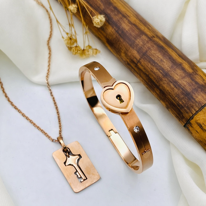 Fancy Beautiful Anti Tarnish Stainless Steel Lock Bracelet And Key Necklace For Her