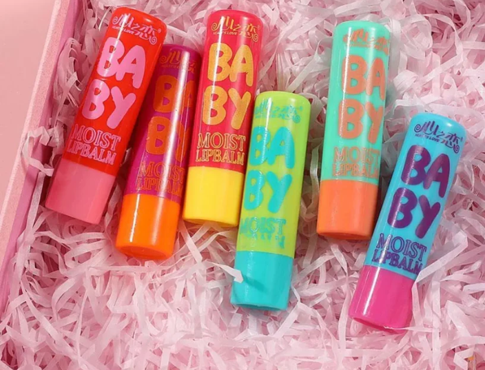 Baby Lips Renewing Moisturizing Lip Balm (Random Flavour)