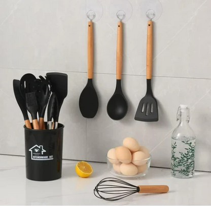 12 Pcs Silicone Wooden Handle Kitchen Cooking Utensil Set (Random Color)