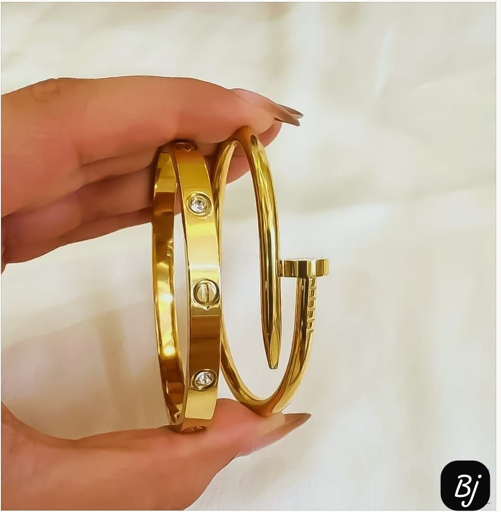 Fancy Beautiful Gold Plated Stainless Steel Cartier Combo Deal For Her