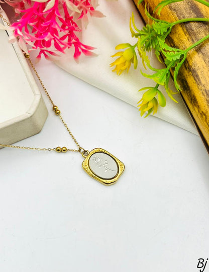 Fancy Beautiful Stainless Steel Mirror Rose Flower Pendants For Her